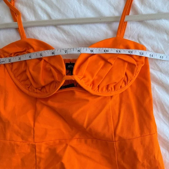 NWT PrettyLittleThing Orange Bodycon Mini Dress 6 Ruched Cup Cutout - Picture 7 of 8